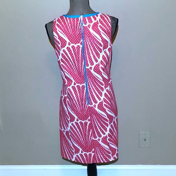 Crown & Ivy Coral & Blue Sea Shell Print Shift Dress. Size 14 - Picture 5 of 9